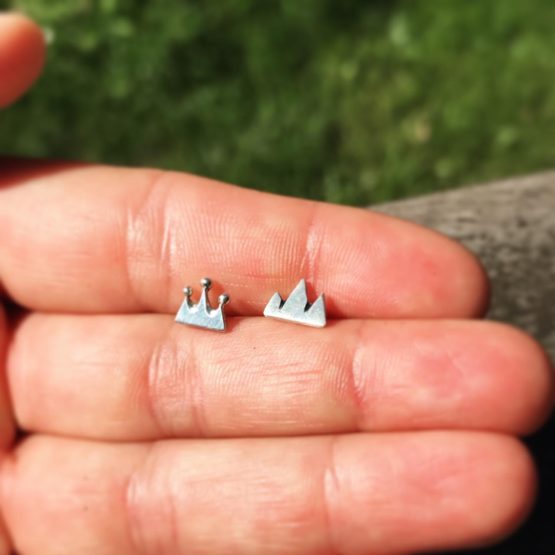 Queen of the Mountain Earrings - Image 2