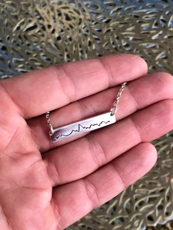 Aiguille du Midi Trace Necklace - Image 3