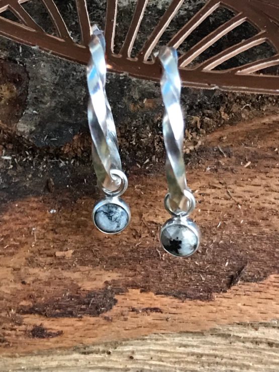 Chamonix Granite Twisted Hoop Earrings - Image 2