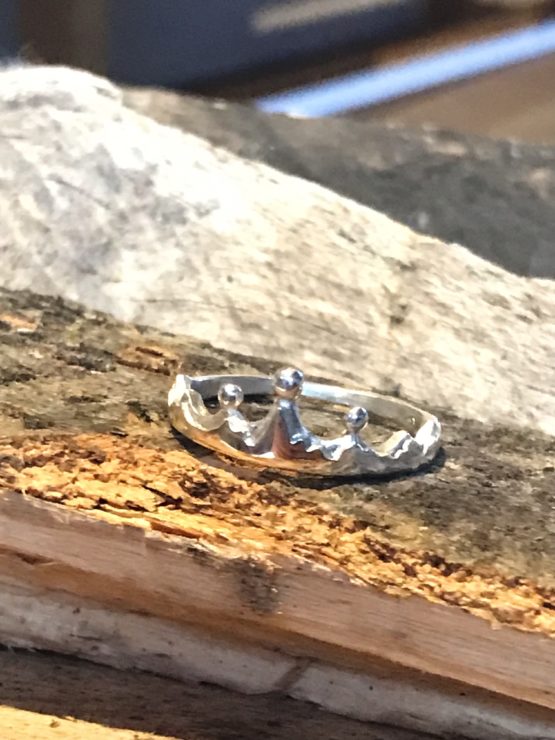Queen of the Mountain Ring - Image 3