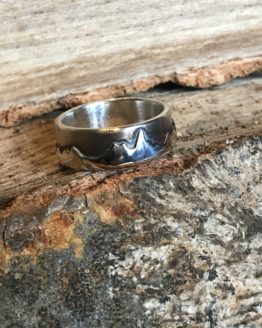 Aiguille du Midi Silhouette Mountain Ring